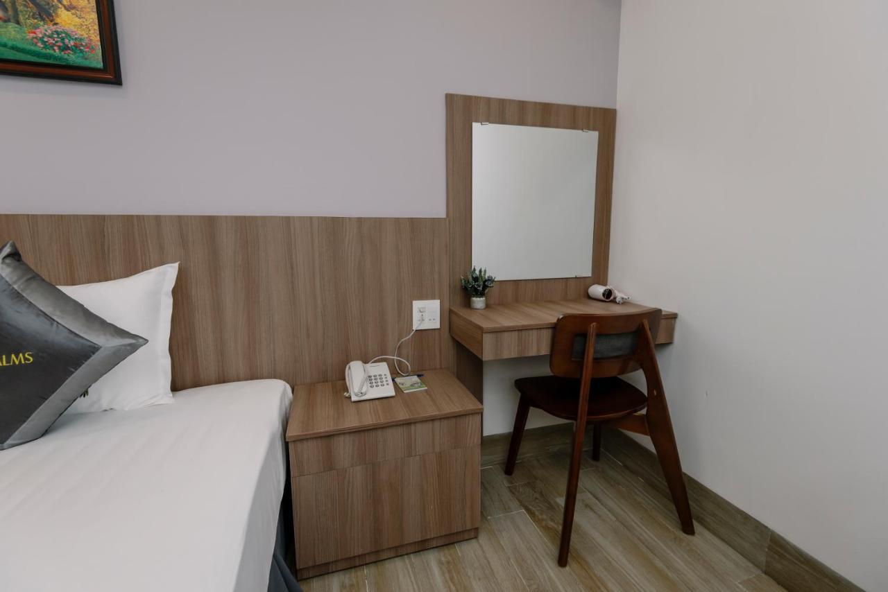 Royal Palms Hotel Tuy Hoa Extérieur photo